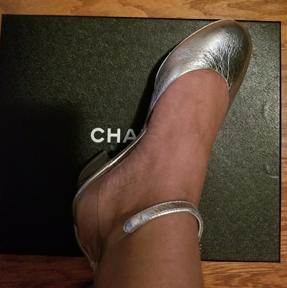 Authentic Chanel Metallic Heels. Size 38 - Picture 1 of 8